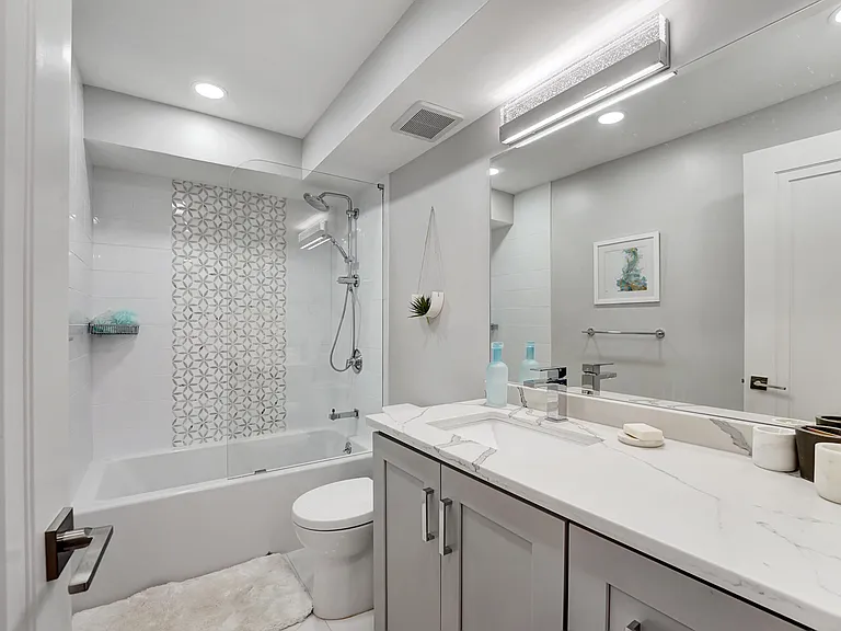 2175 S Ocean Blvd #304 — Photo 24