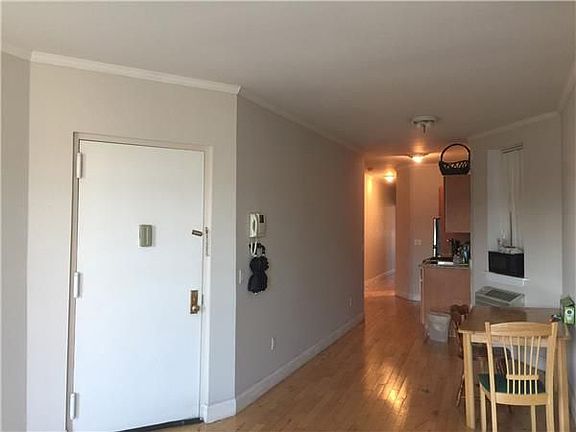 5th image of 239 E 120th St APT 5A
