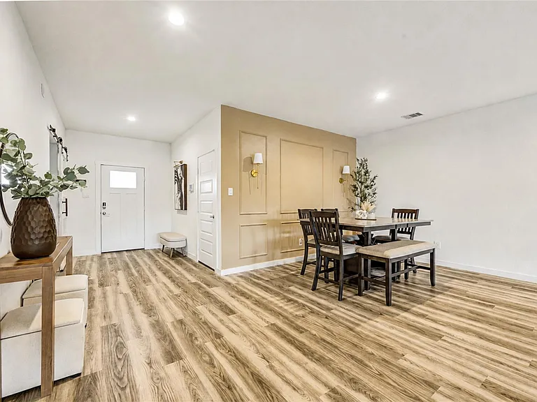 3238 Derry Hill Dr — Photo 14