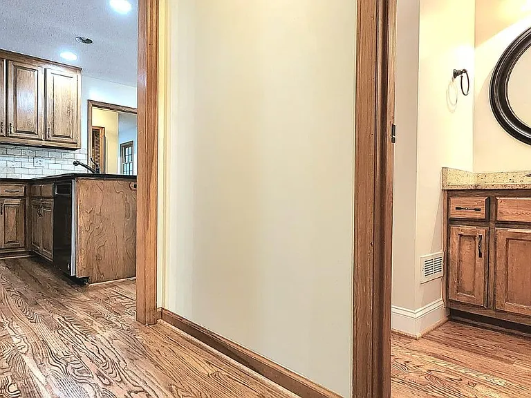 11165 Wilshire Chase Dr — Photo 12