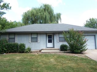 2651 E Atlantic St, Springfield, MO 65803