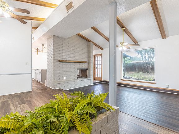 4th image of 6111 Windy Forest Dr