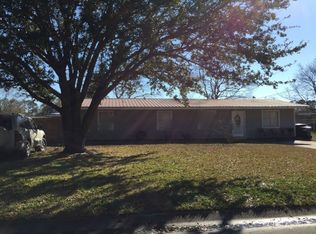2710 Wilson Ave, Pascagoula, MS 39567