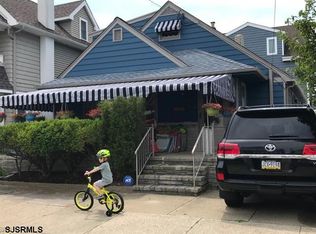 14 S Swarthmore Ave, Ventnor, NJ 08406