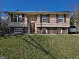 8309 Zug Rd, Bowie, MD 20715
