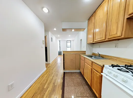 Rented by Union Square Property Management | media 3