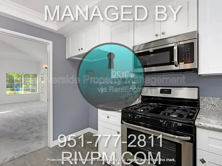 549 Bruin Dr — Photo 18