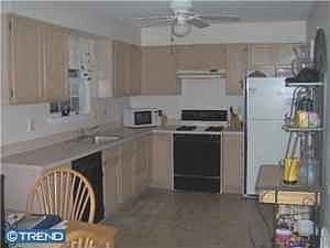 Large eat-in kitchen