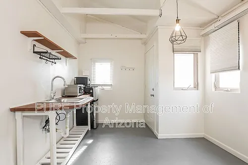 2925 N 15th Dr #CASITA Photo 1