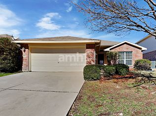 1012 Rosedale Springs Ln, Fort Worth, TX 76134