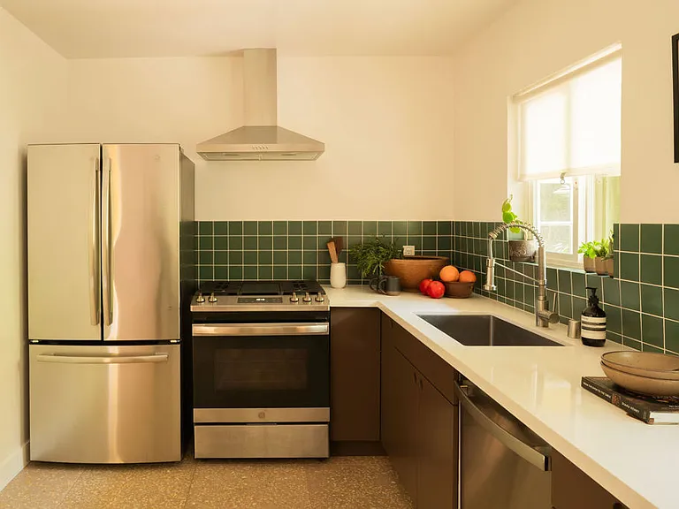 830 Tularosa Dr #2 — Photo 5