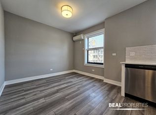 3943.5 N Janssen Ave #E3, Chicago, IL 60613