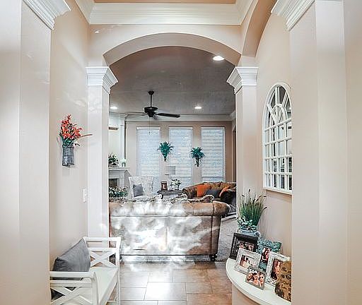 Entry way