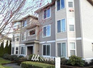 10025 9th Ave W #D301, Everett, WA 98208