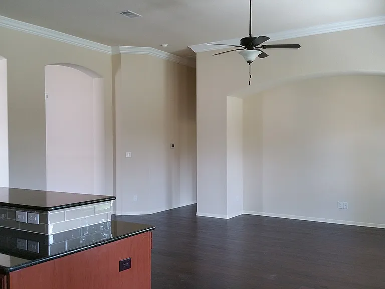 4711 La Santa Rd — Photo 8