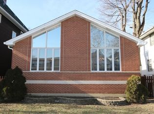 3140 Grove Ave, Berwyn, IL 60402