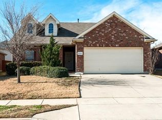 6121 Farrah Dr, Fort Worth, TX 76131