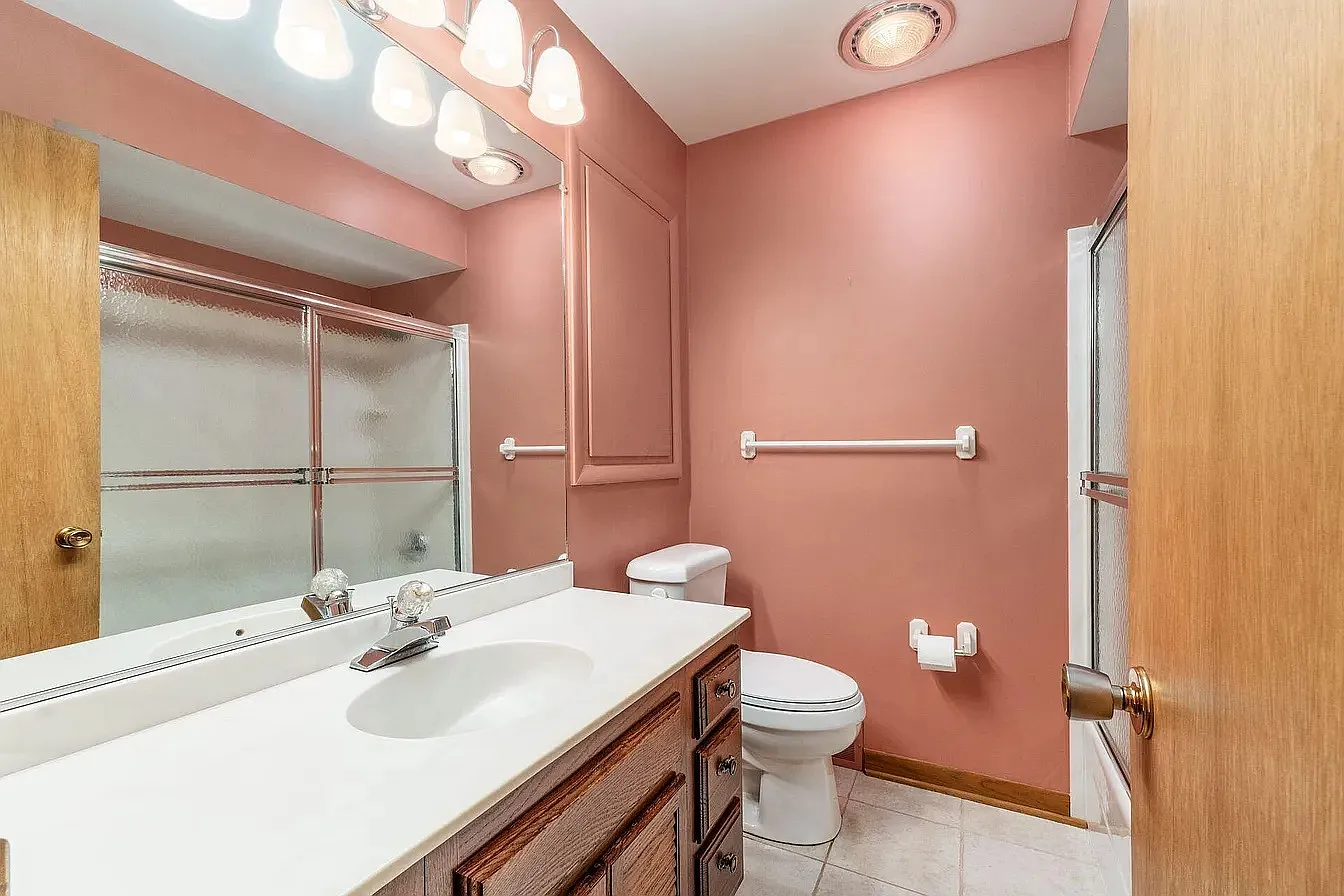 4 bed, 1648 sqft, $2,900 — Photo 4