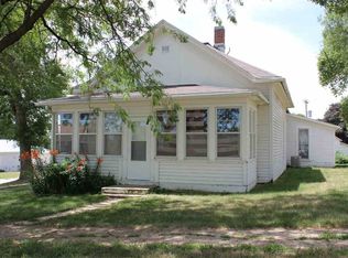 301 Miner St, Winside, NE 68790