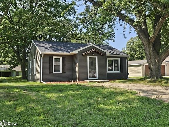 2nd image of 505 Lincoln Dr