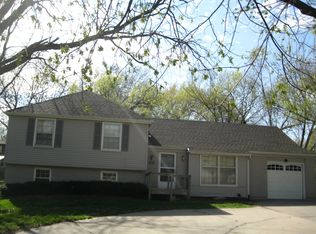 9508 Foster St, Overland Park, KS 66212