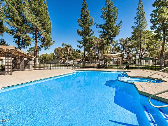 3rd image of 5135 E EVERGREEN Street #1255
