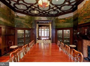 2023 Locust St #2E, Philadelphia, PA 19103