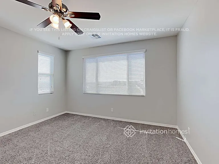 1636 N 209th Ave — Photo 11