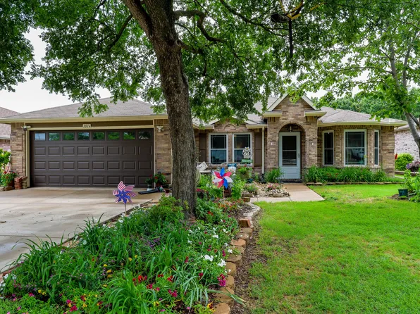 1014 Bainbridge Ln, Forney, TX 75126