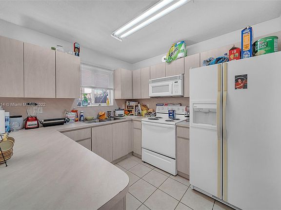 4th image of 8768 NW 106th Ter #8768