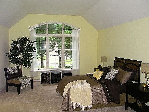 4th image of 4925 Canterwood Dr NW