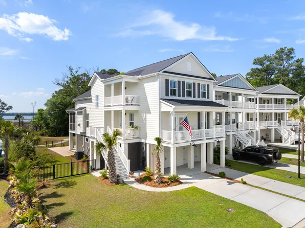 523 Spring Hollow Dr, Charleston, SC 29492