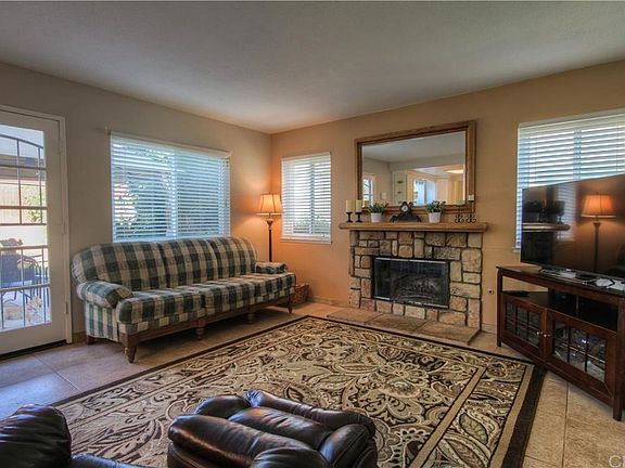 5th image of 14267 Woodlark Ln