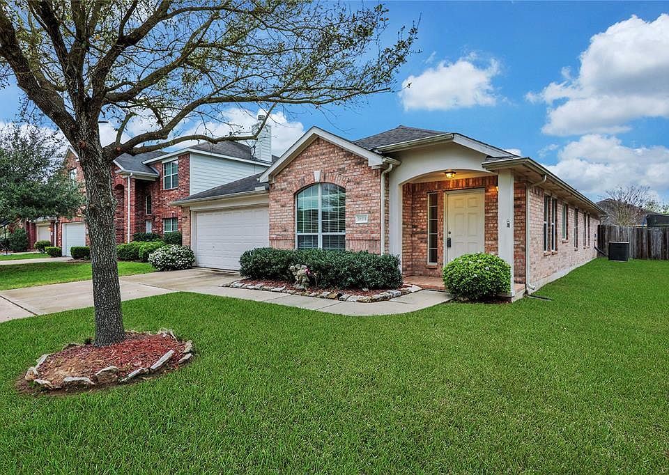 1st image of 18514 Creek Landing Ct