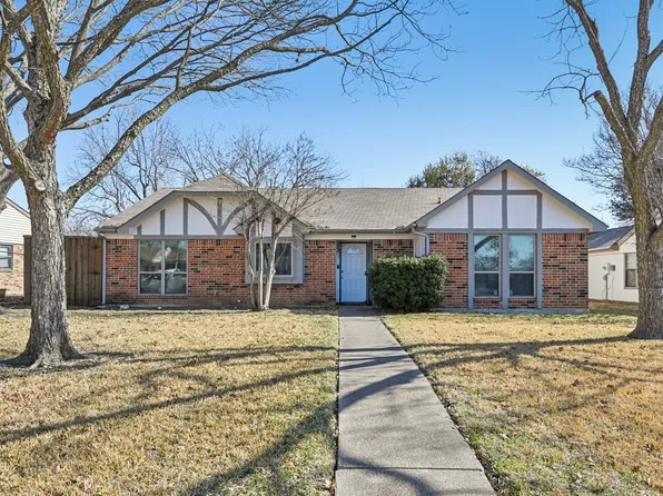 1318 Oak Run Dr, Duncanville, TX 75137