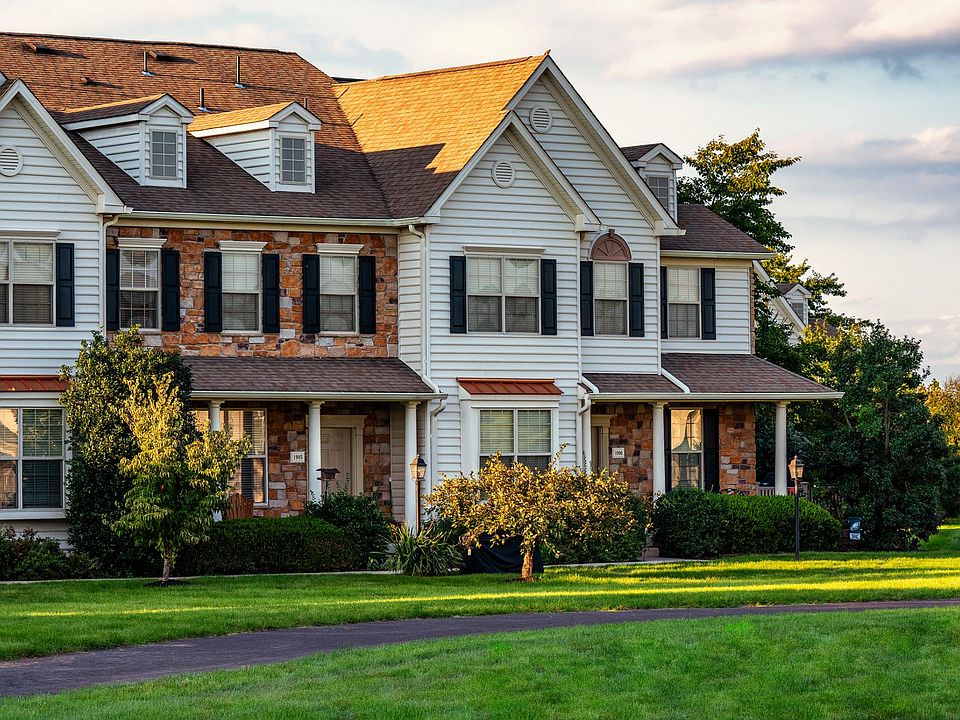 Heritage Orchard Hill Townhome Rentals 1 Applewood Dr Perkasie PA