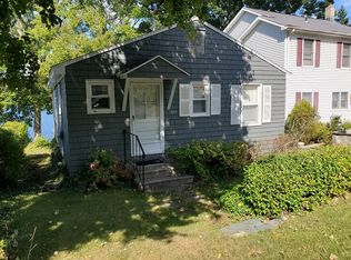 320 Lake Plymouth Blvd, Plymouth, CT 06782