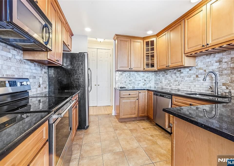1st image of 100 Winston Dr #5M-N