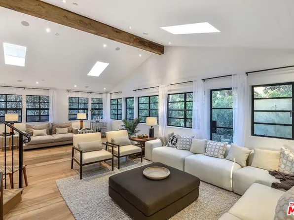 707 Amoroso Pl, Venice, CA 90291
