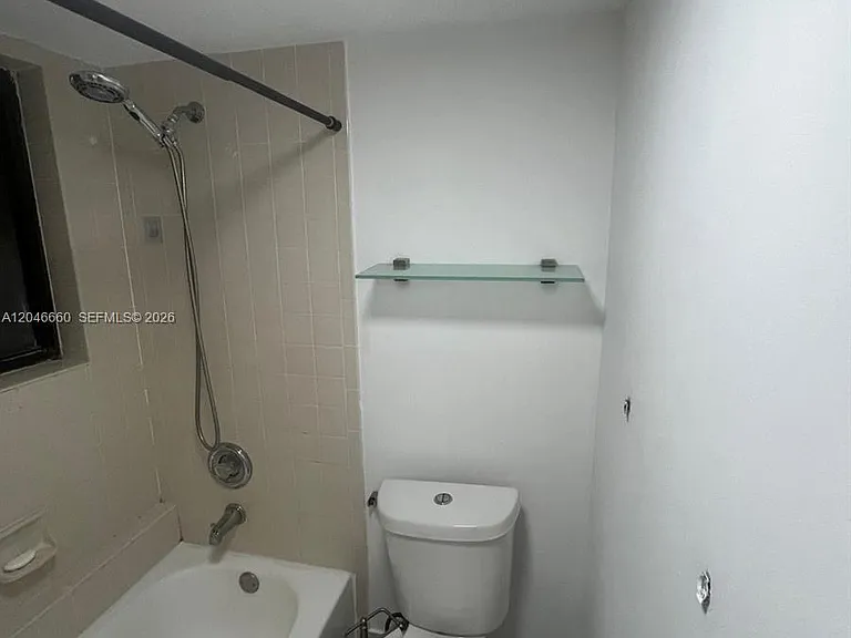 15545 Miami Lakeway N #303 — Photo 14