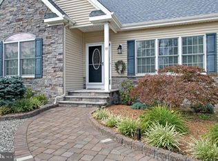 39 E Longport Ave, Ocean Gate, NJ