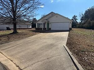 2nd image of 17 Cypress Ct