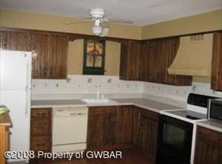 21 Old Mill Rd, Wilkes Barre, PA 18702