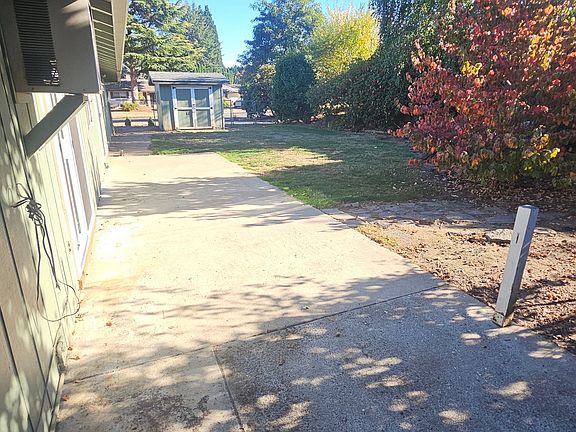 2nd image of 3313 NW 128th St