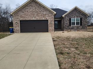 203 Claiborne Cir, Franklin, KY 42134