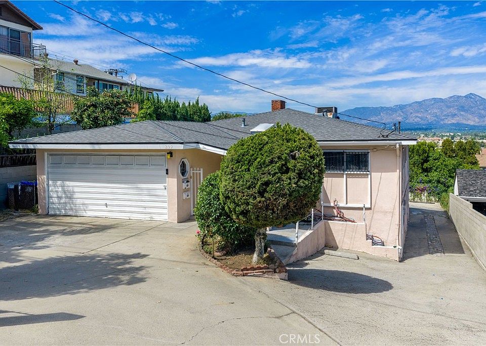 1st image of 209 E Graves Ave