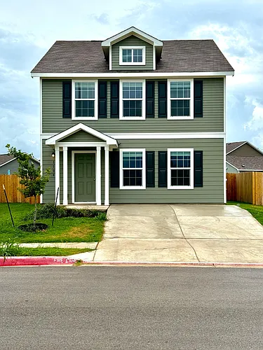 1104 Catfish Ln Photo 1