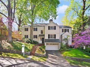 5152 Manning Pl NW, Washington, DC