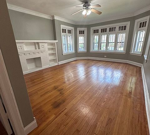 2nd image of 8045 S Champlain Ave #1