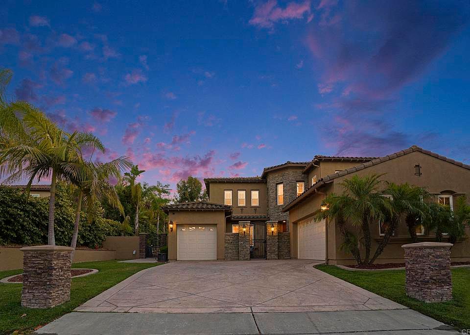 1st image of 2860 N Compass Cir